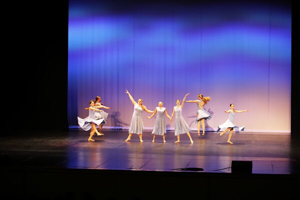 Keywords: Evelyn_C;Lauren_D;Lauren_F;Molly_G;Sydney_K;Erin_K;Nora_R