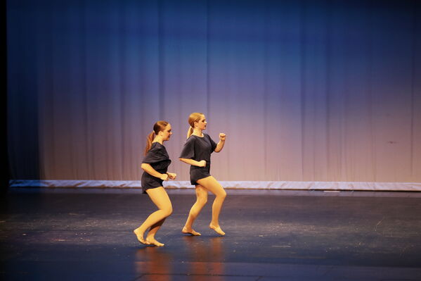 Keywords: Alex_P;Hailey_P