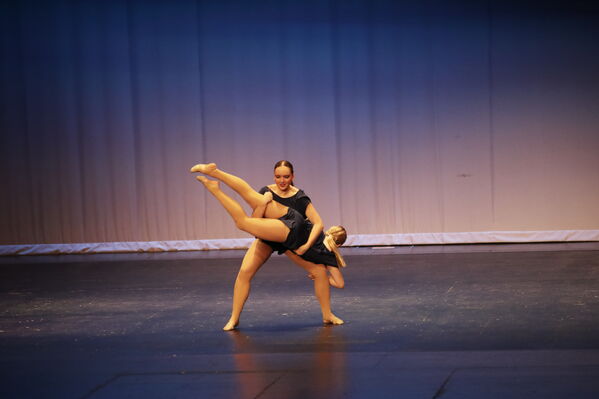 Keywords: Alex_P;Hailey_P