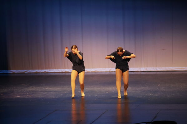 Keywords: Alex_P;Hailey_P