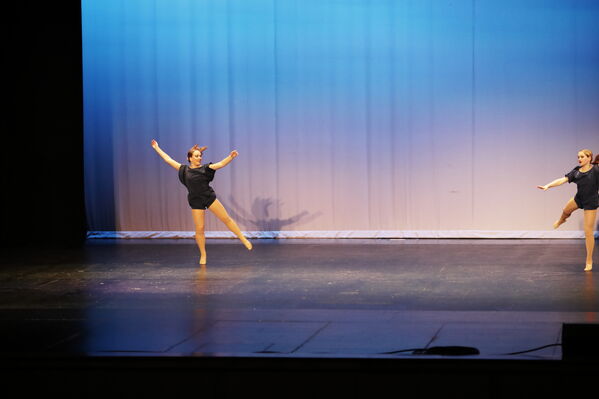 Keywords: Alex_P;Hailey_P